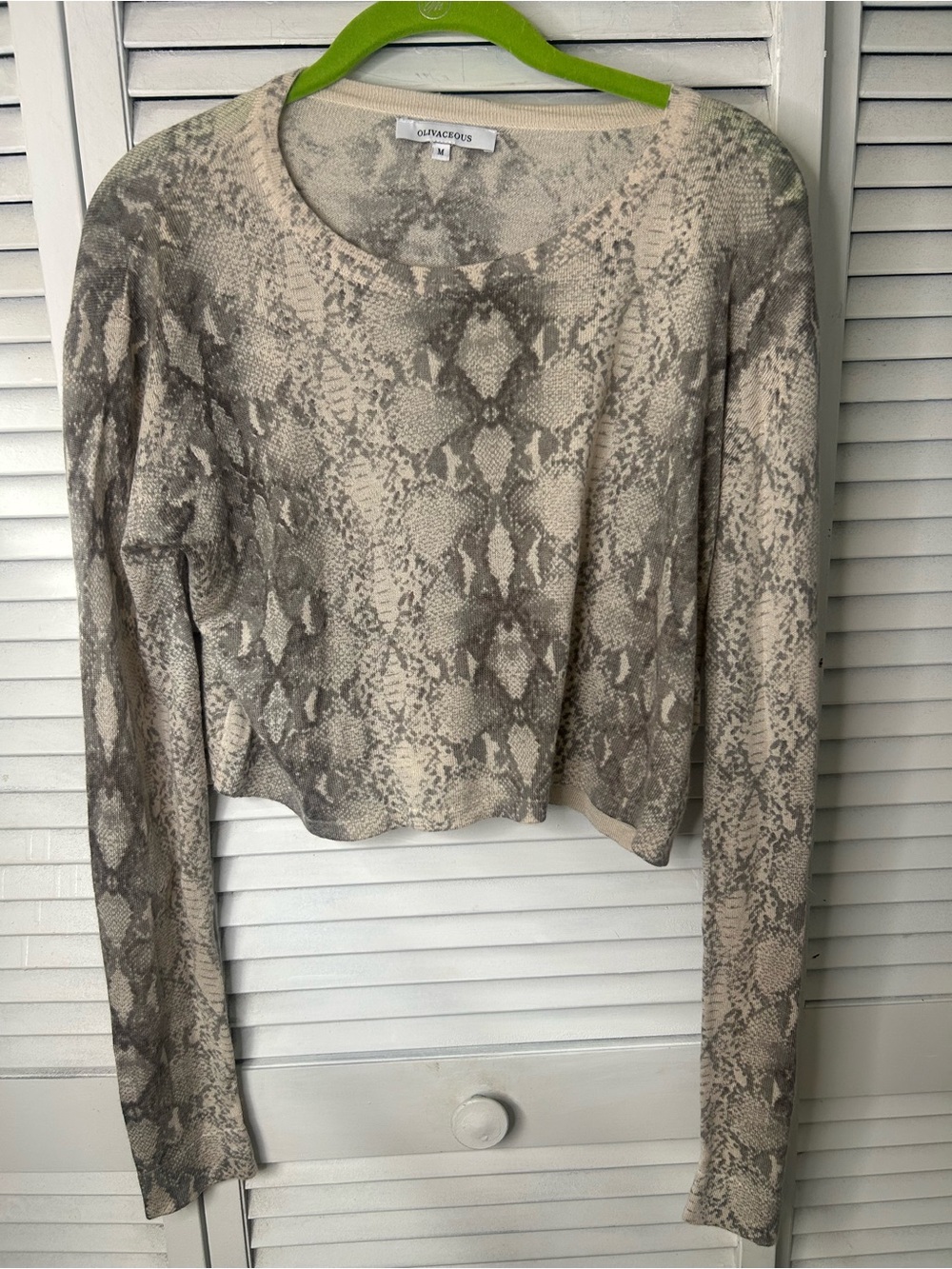 Olivaceous Neutral Snake-Print Long Sleeve Crop Top Size M